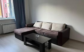 Cool 1-Br Apt, Metro & Central Bus & Тrain Station